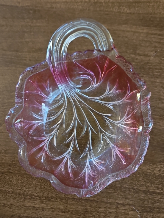 Indiana Glass Other - Indiana Glass Pink Pebble Glass Leaf Dish